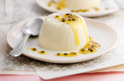 PASSION FRUIT PANNA COTTA